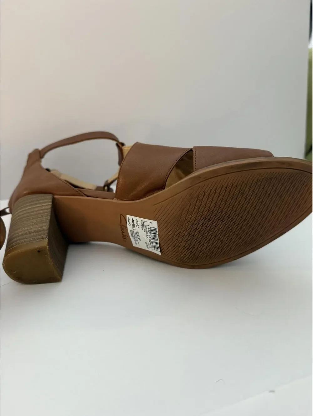 CLARKS Women's Sz 8.5 M Brown Kaylin 60 Glad Leather Sandal Quiet Luxury